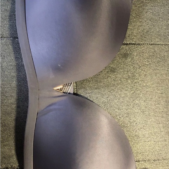 Victoria Secret padded no wire bra size 36C Dark grey great condition - Picture 2 of 8